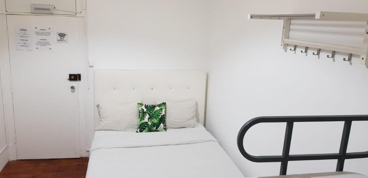 ליסבון 7 Luz Hostel מראה חיצוני תמונה